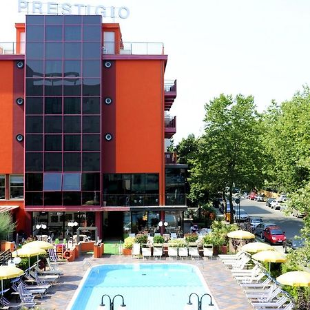 Hotel Prestigio Cesenatico Exteriör bild