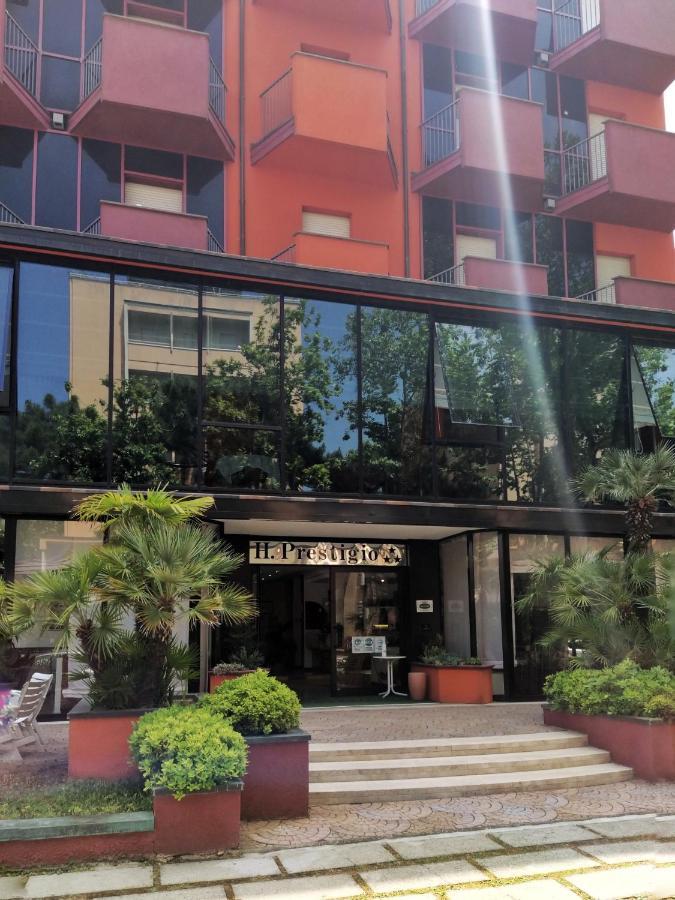 Hotel Prestigio Cesenatico Exteriör bild
