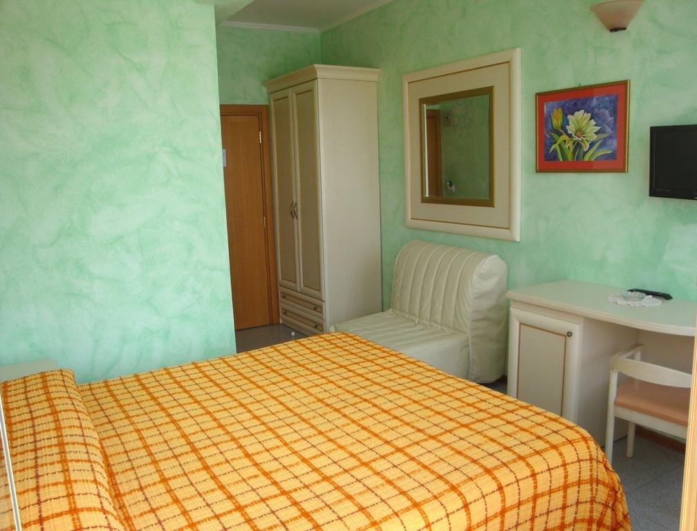 Hotel Prestigio Cesenatico Exteriör bild