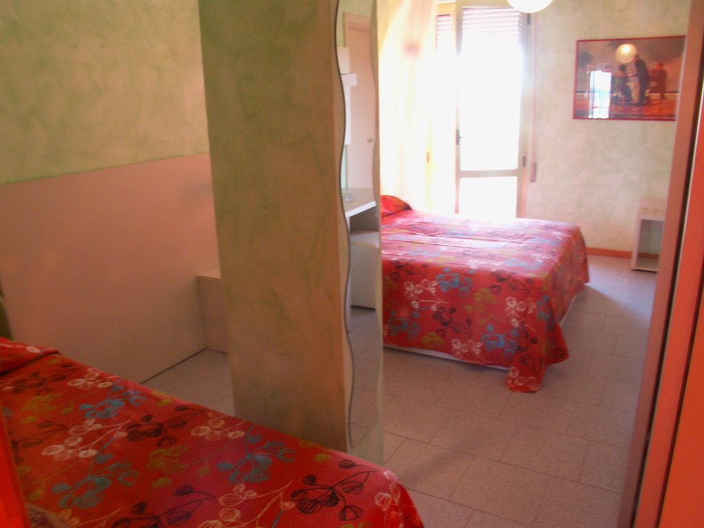 Hotel Prestigio Cesenatico Exteriör bild