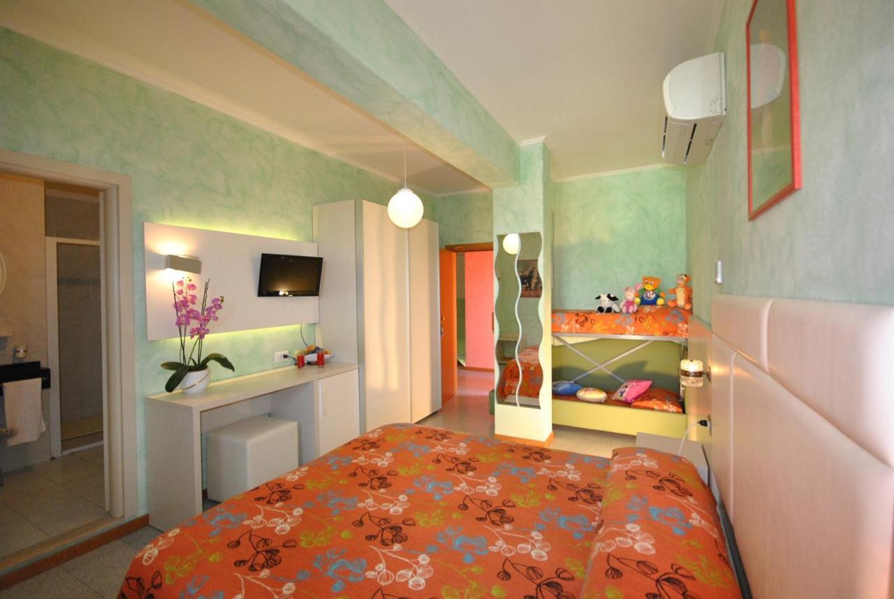 Hotel Prestigio Cesenatico Exteriör bild